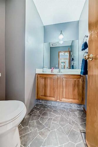 120 Millrise Drive Sw, Calgary, AB - Indoor Photo Showing Bathroom