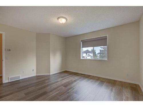 244 Cranfield Park Se, Calgary, AB - Indoor Photo Showing Other Room