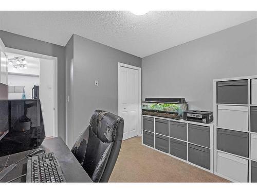 3307-81 Legacy Boulevard Se, Calgary, AB - Indoor Photo Showing Other Room