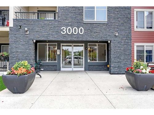 3307-81 Legacy Boulevard Se, Calgary, AB - Outdoor