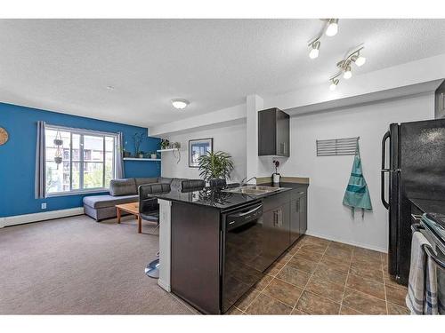 3307-81 Legacy Boulevard Se, Calgary, AB - Indoor Photo Showing Other Room