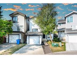 68 Hawkville Place NW Calgary, AB T3G 2G9