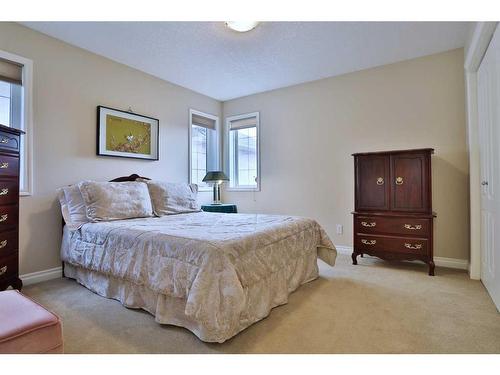 31 Sherwood Heath Nw, Calgary, AB - Indoor Photo Showing Bedroom