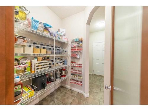 94 Aspen Hills Way Sw, Calgary, AB - Indoor Photo Showing Bathroom