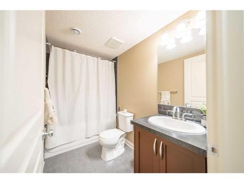 94 Aspen Hills Way Sw, Calgary, AB - Indoor Photo Showing Bathroom