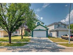 33 Hidden Ranch Boulevard NW Calgary, AB T3A 5N6