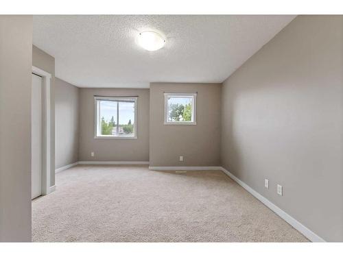 2306-2445 Kingsland Road, Airdrie, AB - Indoor Photo Showing Other Room