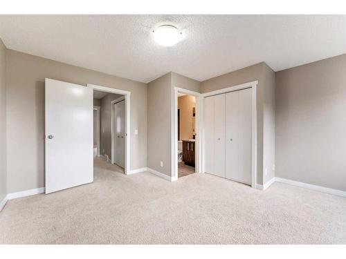 2306-2445 Kingsland Road, Airdrie, AB - Indoor