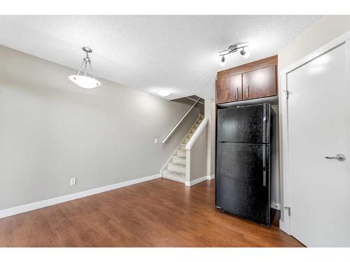 2306-2445 Kingsland Road, Airdrie, AB - Indoor Photo Showing Other Room