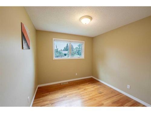 8508 Addison Drive Se, Calgary, AB - Indoor Photo Showing Other Room