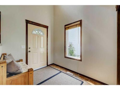 140 Cranwell Crescent Se, Calgary, AB - Indoor Photo Showing Living Room