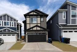 72 Saddlepeace Way NE Calgary, AB T3J 2J5