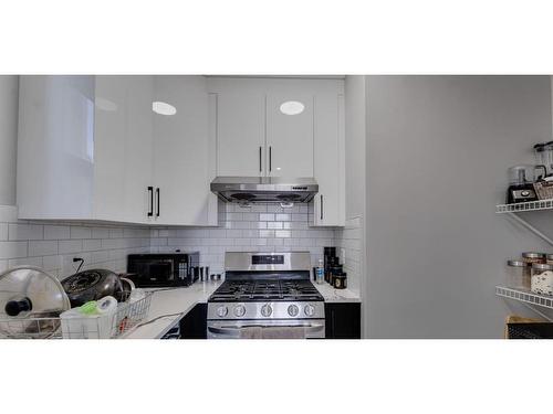 72 Saddlepeace Way Ne, Calgary, AB - Indoor Photo Showing Kitchen