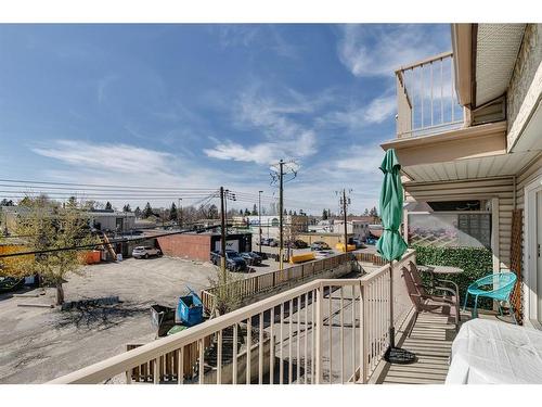 208-809 4 Street Ne, Calgary, AB - Outdoor