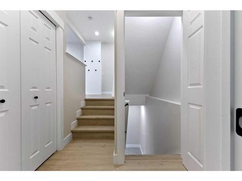 250 Cougar Plateau Mews Sw, Calgary, AB - Indoor Photo Showing Other Room