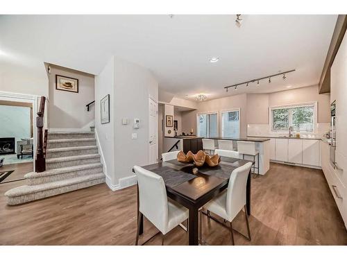 1906 12 Street Sw, Calgary, AB - Indoor Photo Showing Dining Room