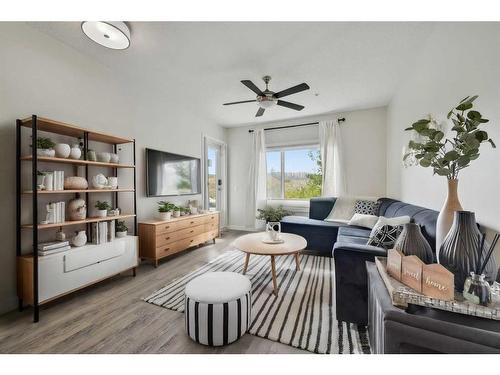 107-16 Sage Hill Terrace, Calgary, AB - Indoor Photo Showing Living Room