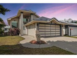 92 Citadel Hills Green NW Calgary, AB T3G 3T6