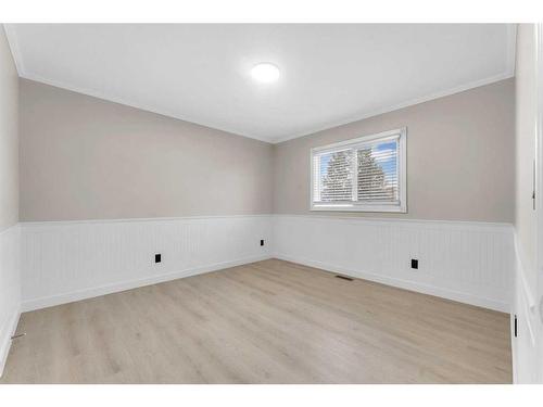 21 Aberdare Way Ne, Calgary, AB - Indoor Photo Showing Other Room