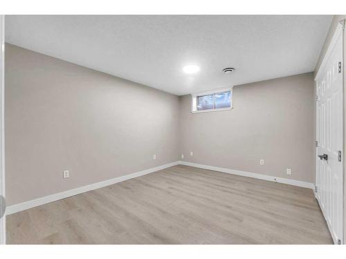 21 Aberdare Way Ne, Calgary, AB - Indoor