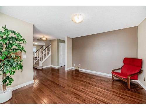 160 Sandringham Close Nw, Calgary, AB - Indoor