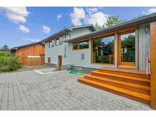 60 West Glen Crescent Sw, Calgary, AB - Outdoor With Deck Patio Veranda With Exterior