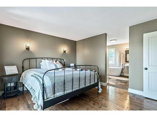 144003 370 Avenue West, Rural Foothills County, AB - Indoor Photo Showing Bedroom