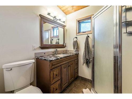 144003 370 Avenue West, Rural Foothills County, AB - Indoor Photo Showing Bathroom