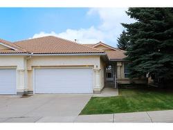 8 Hamptons Rise NW Calgary, AB T3A 5E6