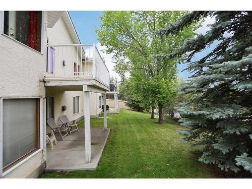 8 Hamptons Rise Nw, Calgary, AB - Outdoor