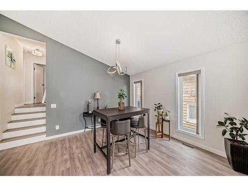 23 Sanderling Rise Nw, Calgary, AB - Indoor Photo Showing Dining Room