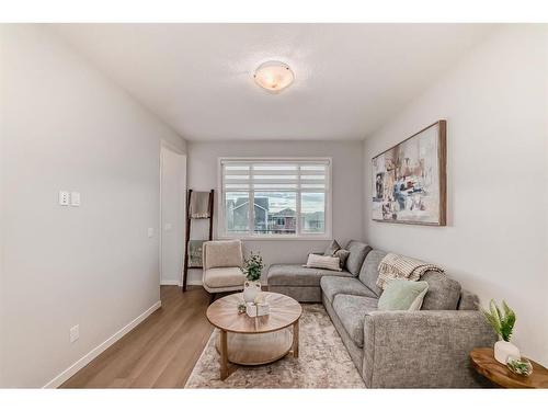 230 Aquila Drive Nw, Calgary, AB - Indoor Photo Showing Living Room