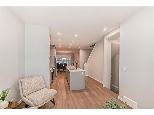 230 Aquila Drive Nw, Calgary, AB - Indoor