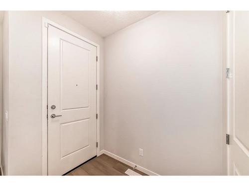 230 Aquila Drive Nw, Calgary, AB - Indoor Photo Showing Other Room