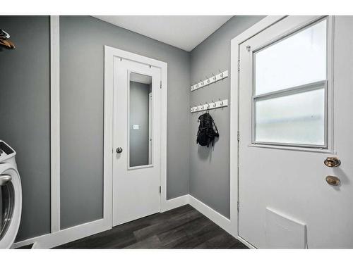 16112 Patricia Drive Nw, Edmonton, AB - Indoor Photo Showing Laundry Room