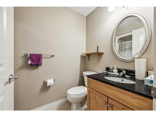 1216 18 Avenue Nw, Calgary, AB - Indoor Photo Showing Bathroom