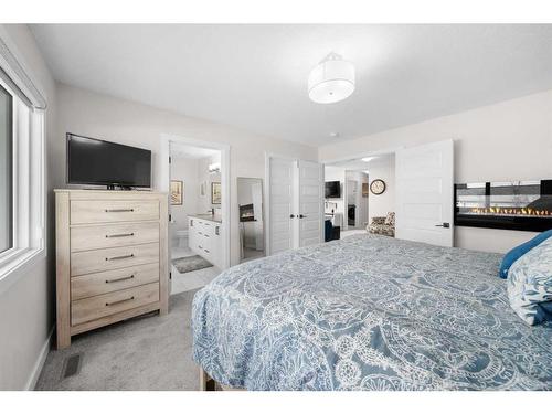 104 Sage Hill Crescent Nw, Calgary, AB - Indoor Photo Showing Bedroom