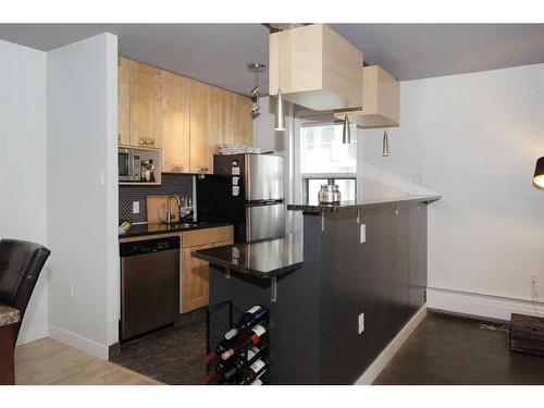 607-718 12 Avenue Sw, Calgary, AB - Indoor Photo Showing Kitchen With Stainless Steel Kitchen