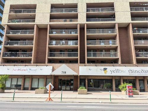 607-718 12 Avenue Sw, Calgary, AB - Outdoor With Balcony With Facade