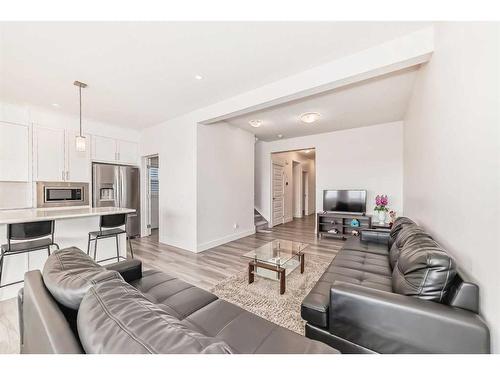 146 Homestead Park Ne, Calgary, AB - Indoor Photo Showing Living Room