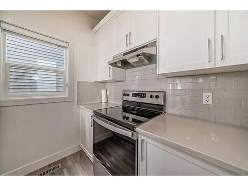 146 Homestead Park Ne, Calgary, AB - Indoor Photo Showing Kitchen