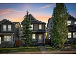 31 Nolanfield Terrace NW Calgary, AB T3R 0M5