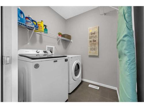 31 Nolanfield Terrace Nw, Calgary, AB - Indoor Photo Showing Laundry Room