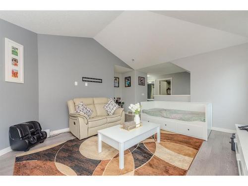 52 Cooperstown Place Sw, Airdrie, AB - Indoor Photo Showing Living Room