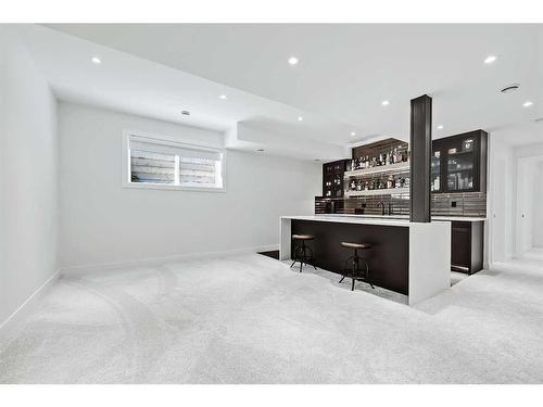 627 18 Avenue Nw, Calgary, AB - Indoor