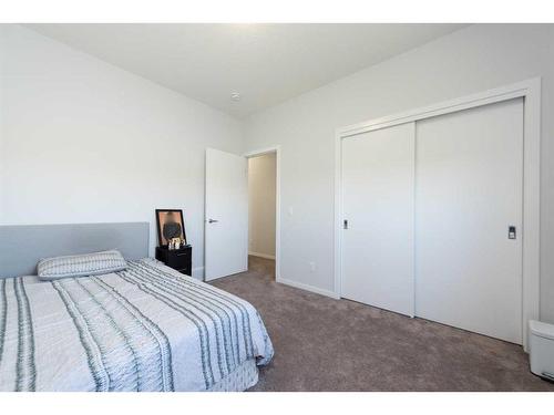 96 Cityline Point Ne, Calgary, AB - Indoor Photo Showing Bedroom