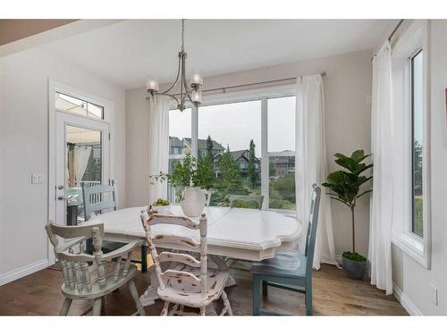 234 Baywater Way Sw, Airdrie, AB - Indoor Photo Showing Dining Room