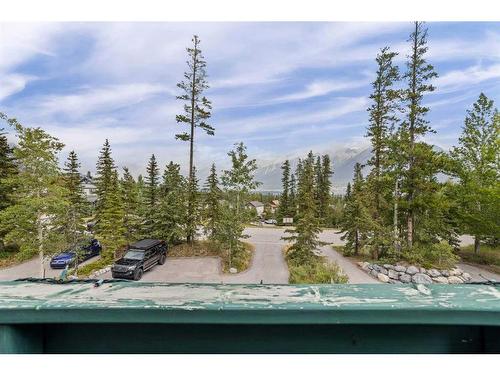 1-823 Wilson Way, Canmore, AB - Outdoor With View