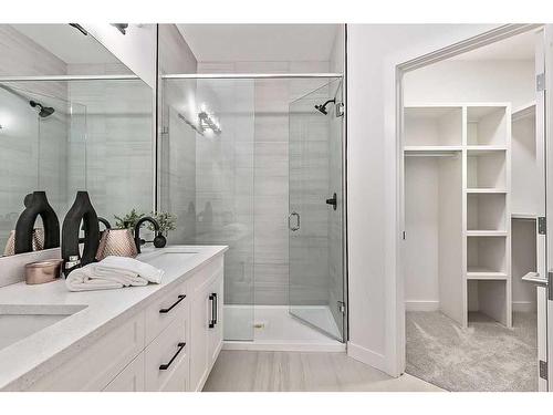 56 Drake Landing Square, Okotoks, AB - Indoor Photo Showing Bathroom