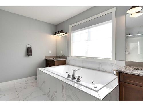 1604 Montrose Terrace East, High River, AB - Indoor Photo Showing Bathroom